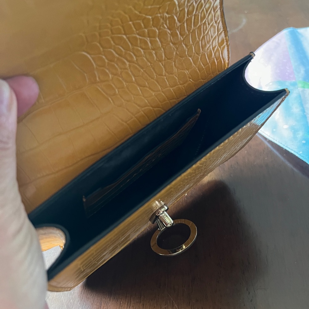 Topshop  Dazzler Belt bag in gold/yellow  - EUC - Picture 5 of 10
